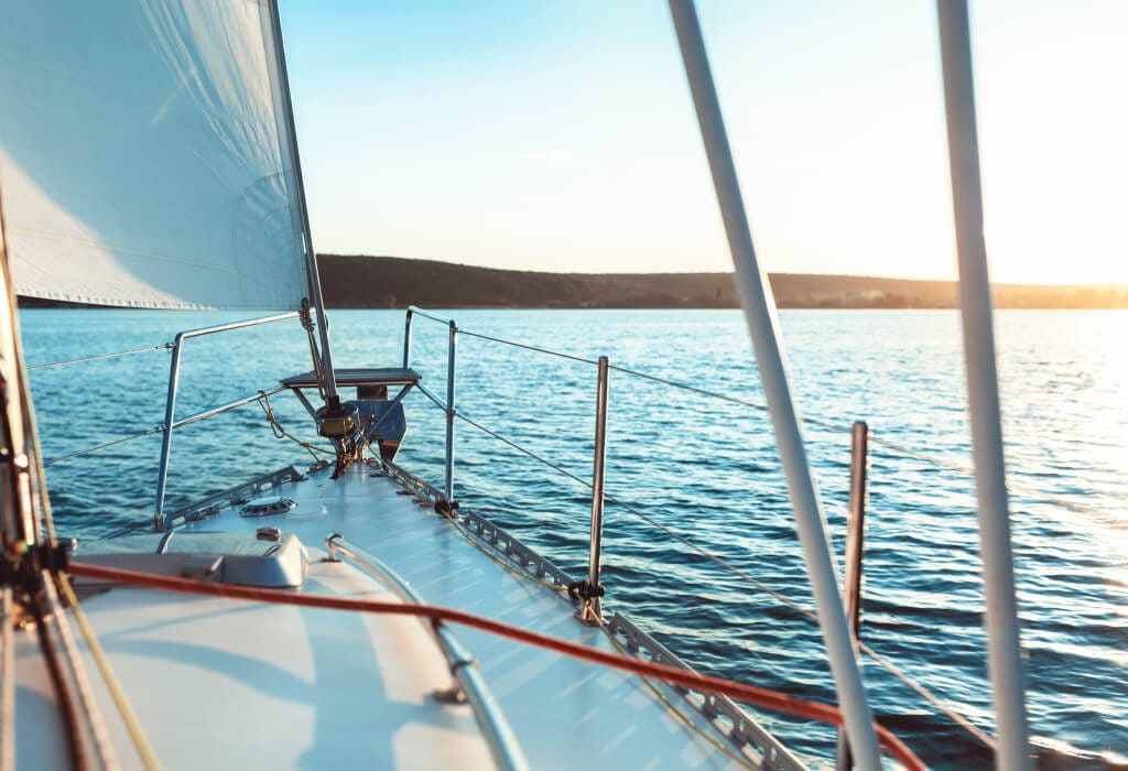 yacht-detail-2.jpg